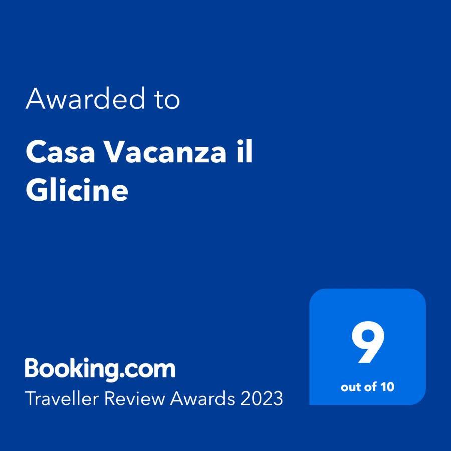 Casa Vacanza Il Glicine Casale Corte Cerro Eksteriør bilde